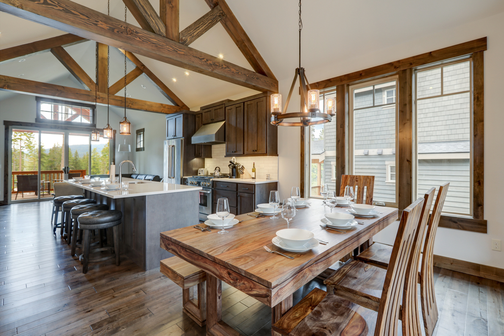 Amazing,Dining,Room,Near,Modern,And,Rustic,Luxury,Kitchen,With